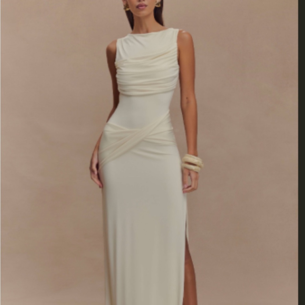 Meshki Elegant Cream Maxi Dress